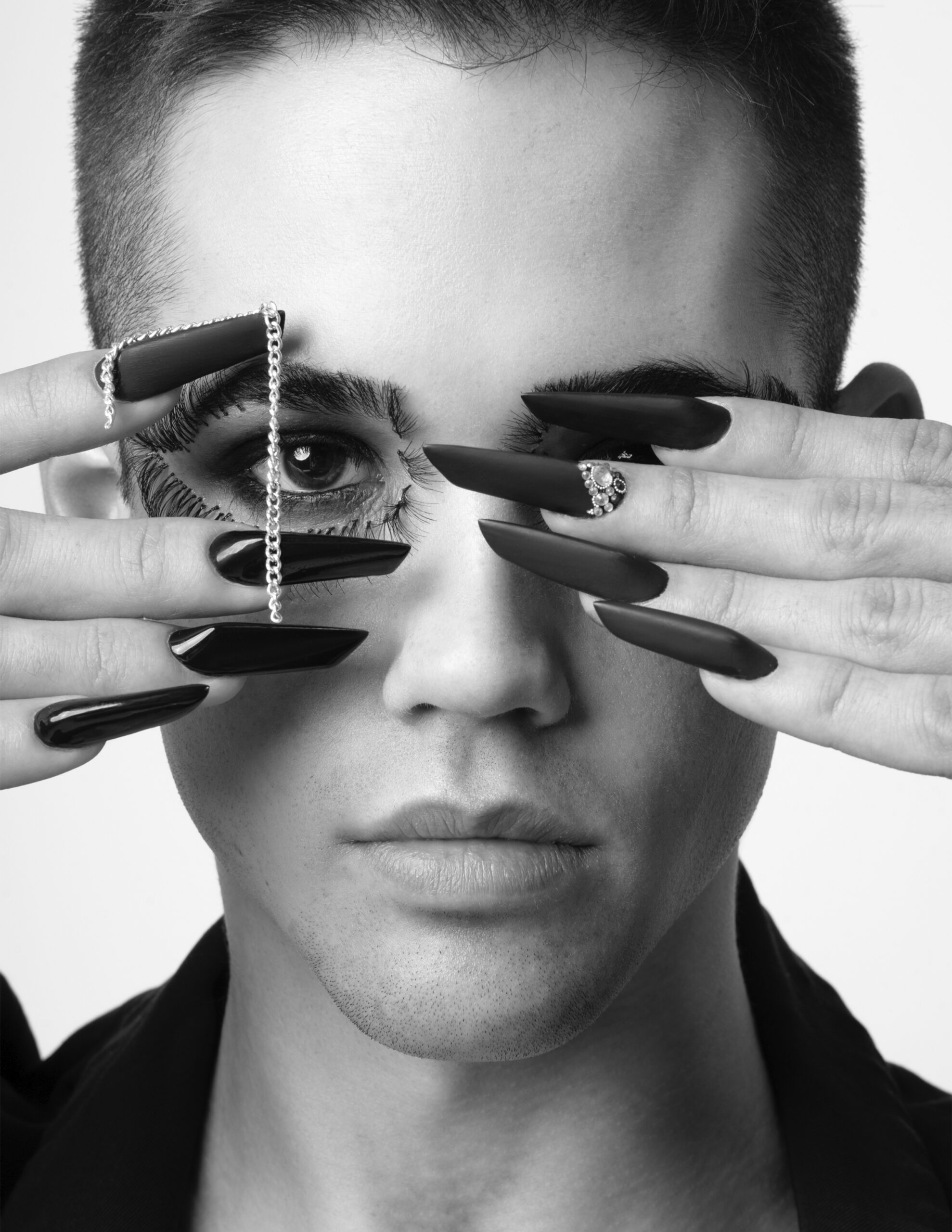 DoraPappforMarikaMag_0001_PD_08452